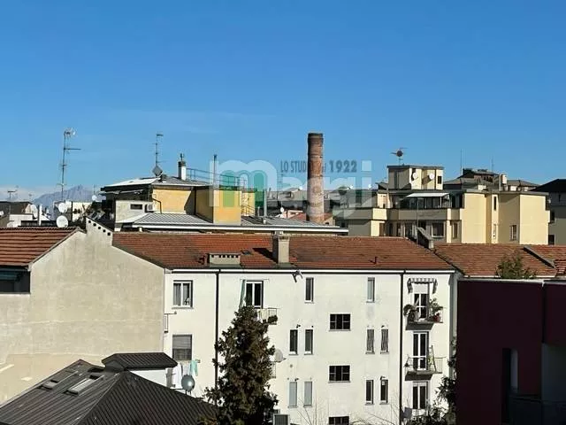 Immagine per Quadrilocale in Vendita a Milano Via Livigno