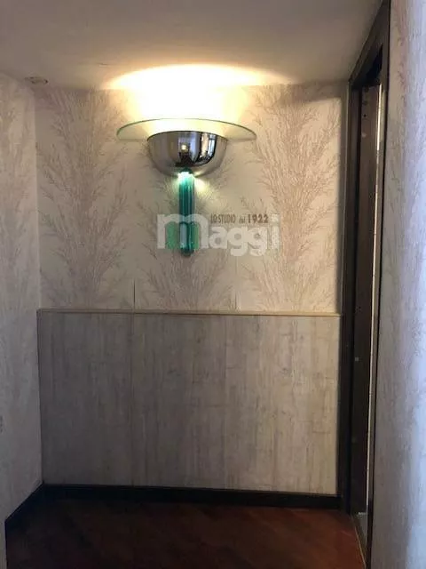 Immagine per Negozio in Vendita a Milano Via Antonio Tantardini