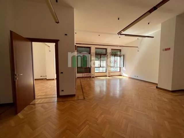 Immagine per Ufficio in Vendita a Milano Via Flavio Baracchini