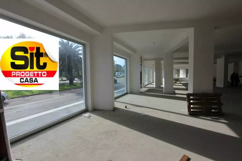 Immagine per Locale Commerciale in vednita a Cosenza VIA PASQUALE ROSSI