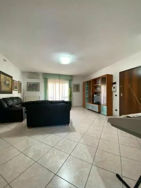 Appartamento via Quinto Orazio Flacco, Taranto