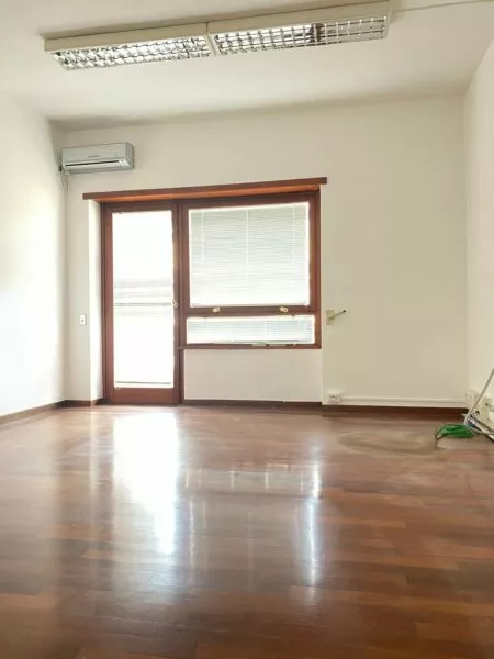 Appartamento via Minniti, Taranto