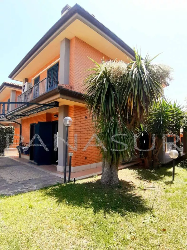 Immagine per Villa Unifamiliare in Vendita a Lanuvio Via I Maggio 28