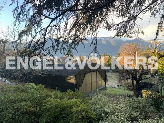 Immagine per Terreno Edificabile in Vendita a Porto Valtravaglia Via Fugino