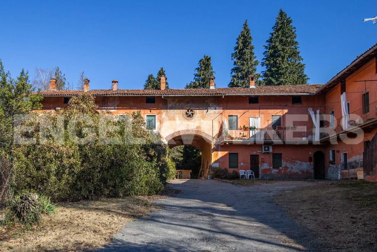 Immagine per Casale in Vendita a Porto Valtravaglia