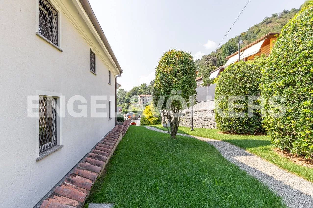 Immagine per Villa Unifamiliare in Vendita a Verbania Via Privata Girasole