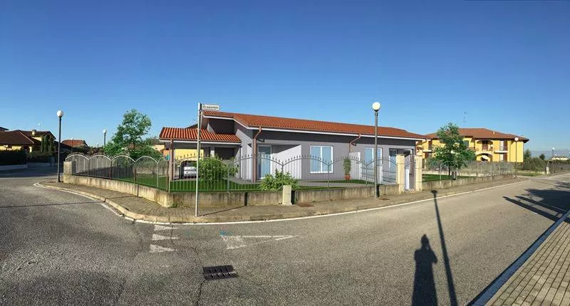 Immagine per Villa Unifamiliare in Vendita a Tronzano Vercellese Via Dott. Augusto Rosso