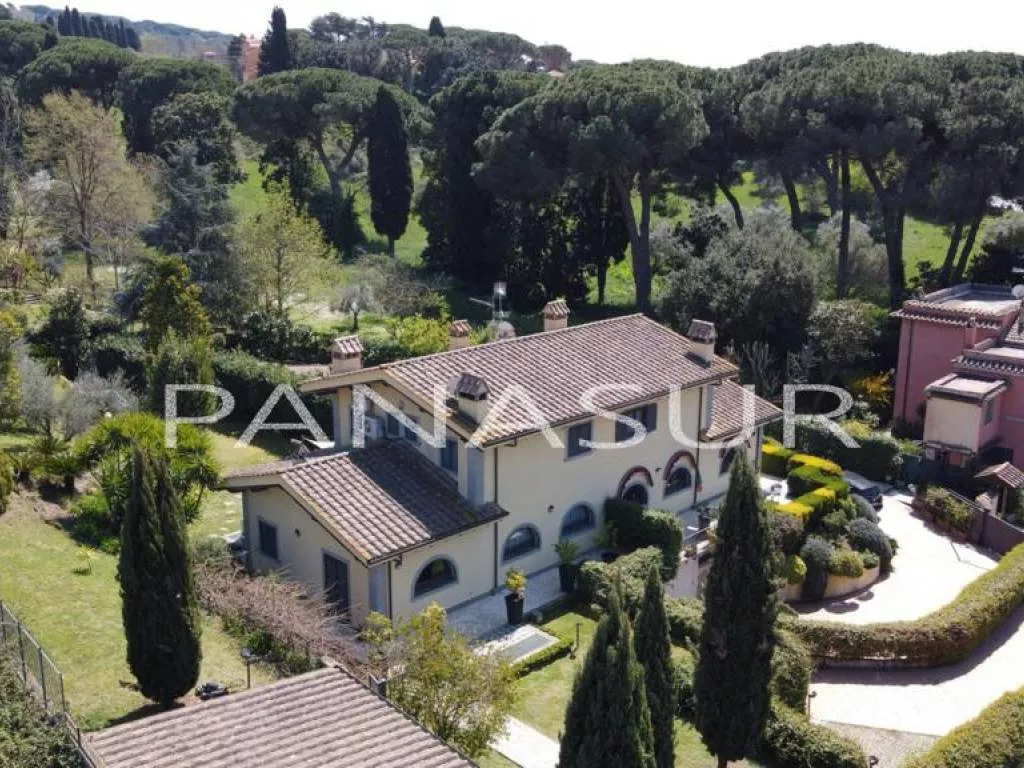Immagine per Villa Bifamiliare in Vendita a Castel Gandolfo