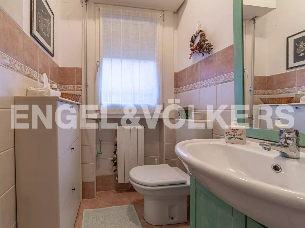 Immagine per Quadrilocale in Vendita a Stresa Via Sempione Sud 34