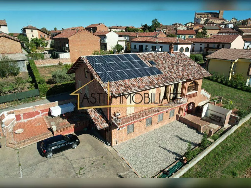 Immagine per Villa Bifamiliare in Vendita a Grana Via Professor Innocenzo Garrone 26
