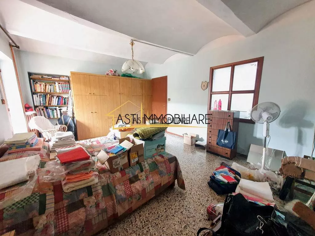 Immagine per Quadrilocale in Vendita a Asti Frazione Revignano 90