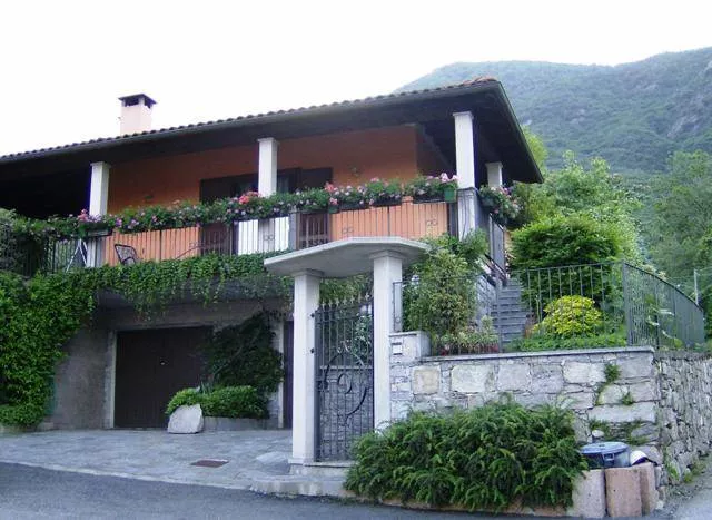 Immagine per Villa Unifamiliare in Vendita a Baveno