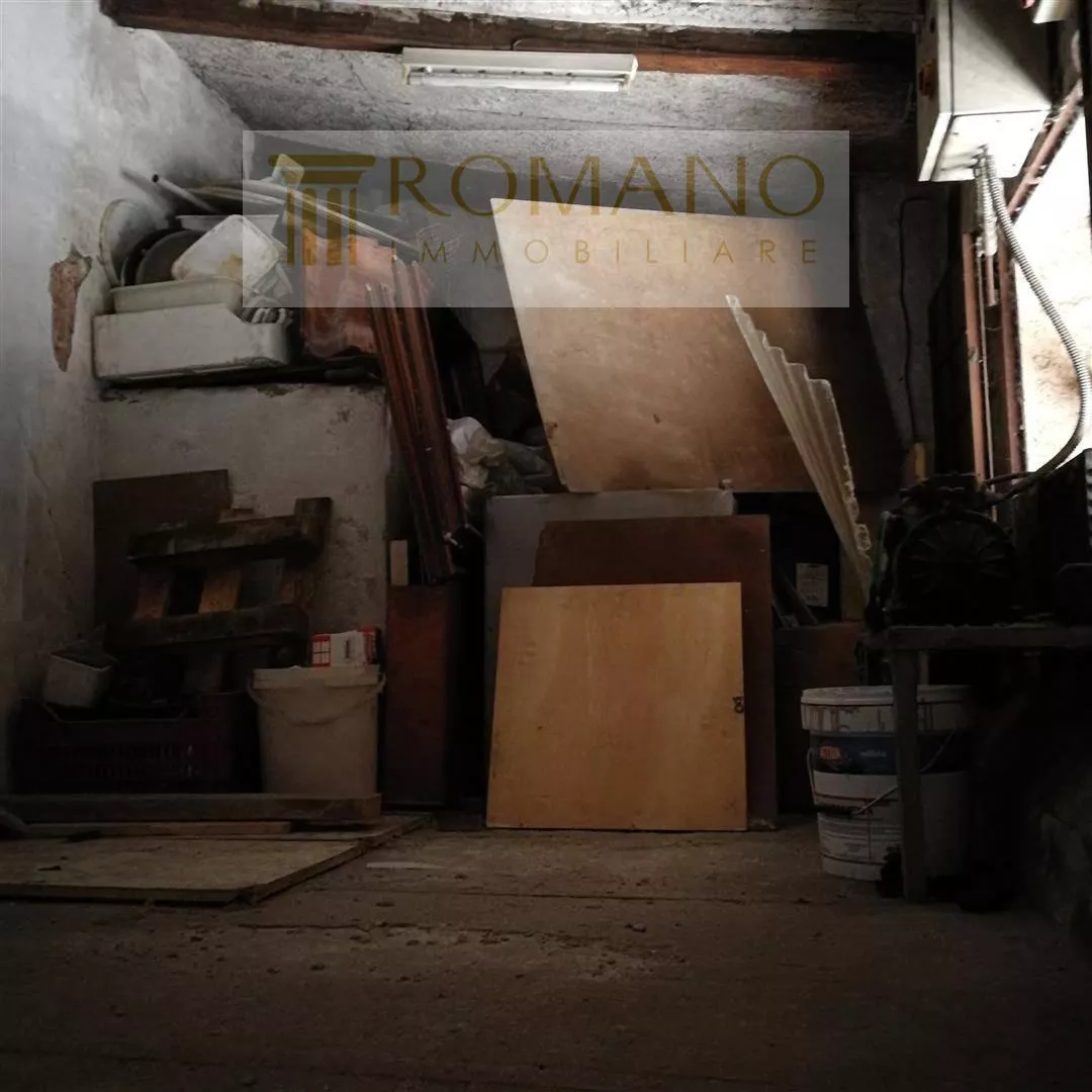 Immagine per Magazzino in vendita a Torino via Delle Orfane 25