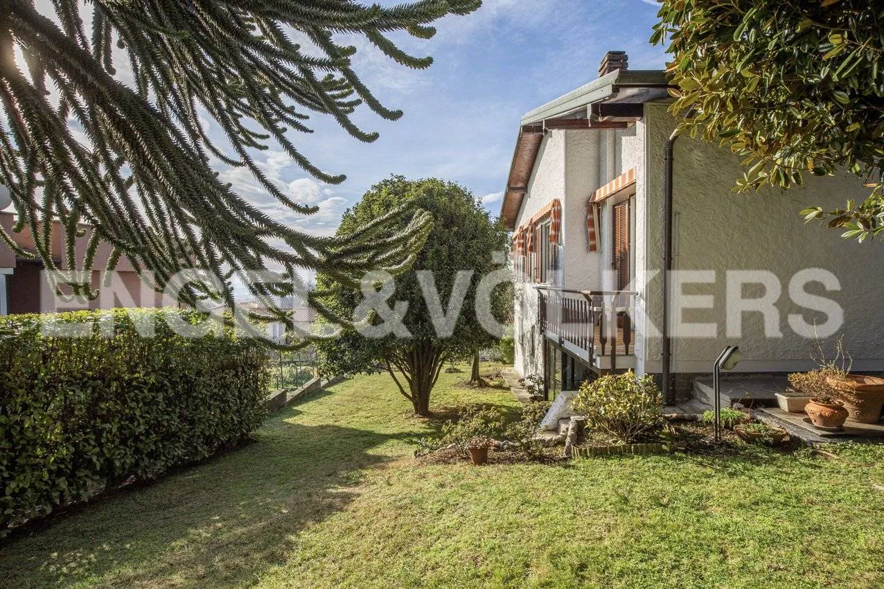 Immagine per Villa Unifamiliare in Vendita a Vergiate Via Paradiso 7