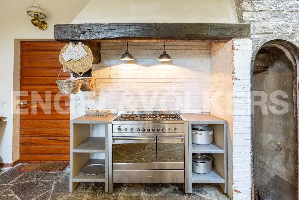 Immagine per Villa Unifamiliare in Vendita a Luino Via Monte Santo
