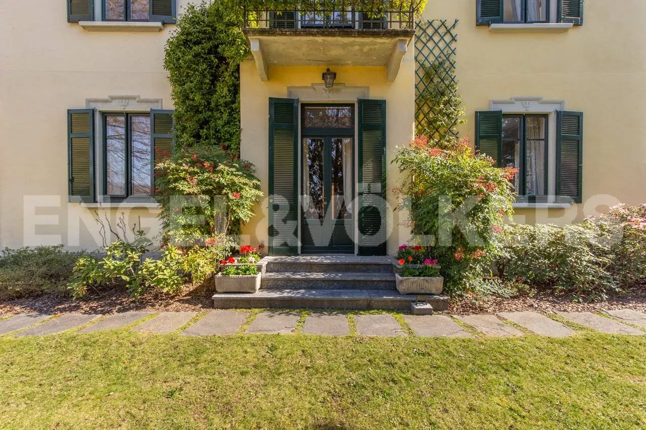Immagine per Villa Unifamiliare in Vendita a Leggiuno Via Pigera 30