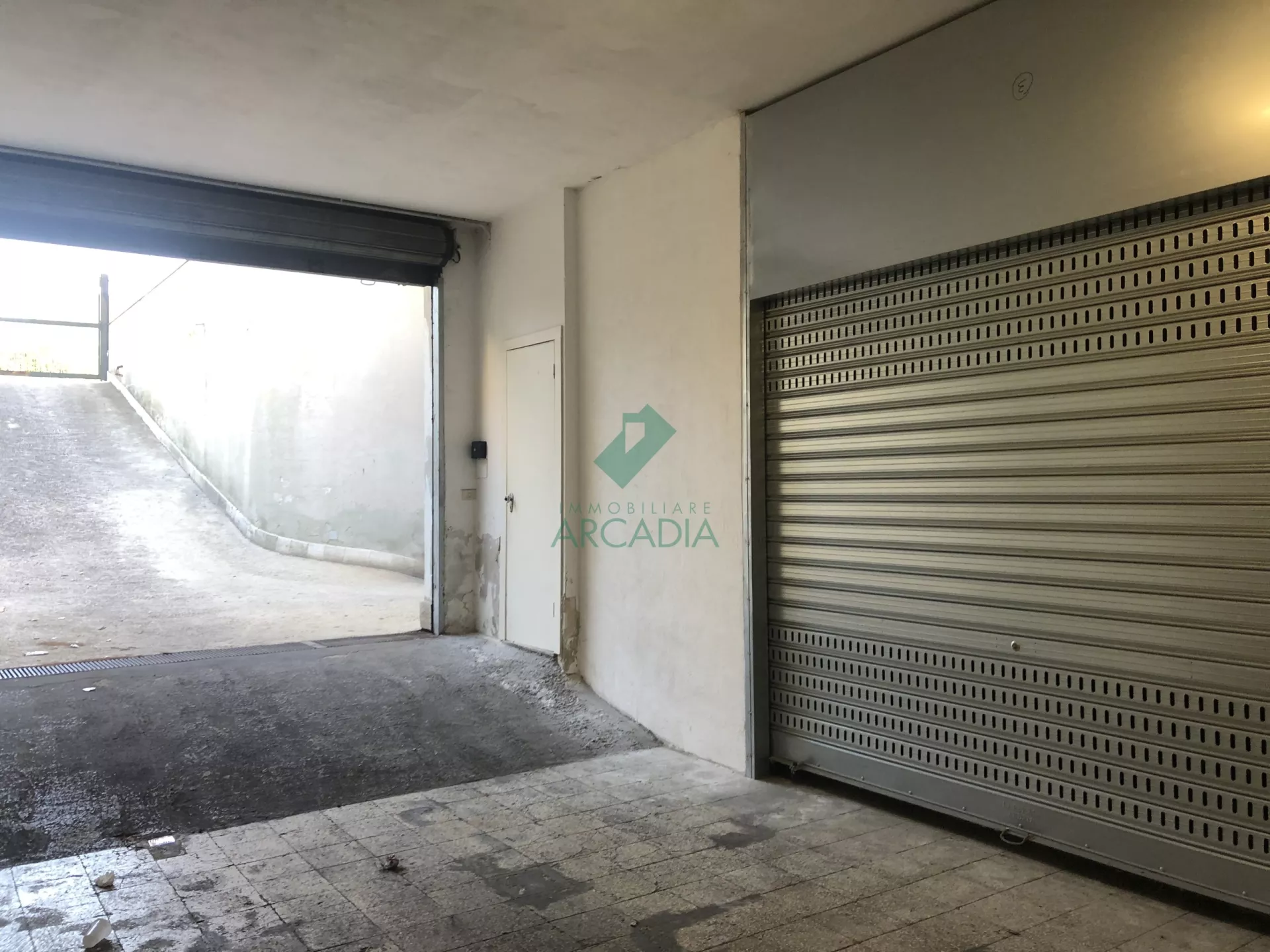 Immagine per Garage - Posto Auto in vendita a Bari via Cassala 2