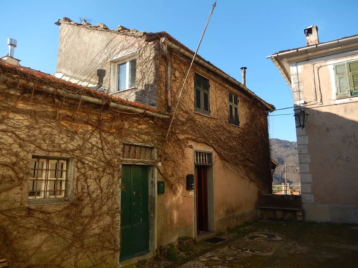 Immagine per casa in vendita a Castiglione Chiavarese via Veleura 23