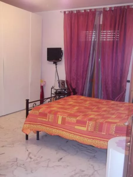 Casa Indipendente via Provinciale Carrara Avenza, Carrara