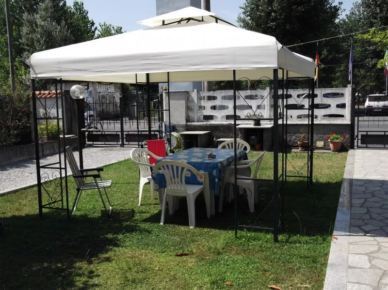 Immagine per Villa bifamiliare in vendita a Massa Viale delle pinete