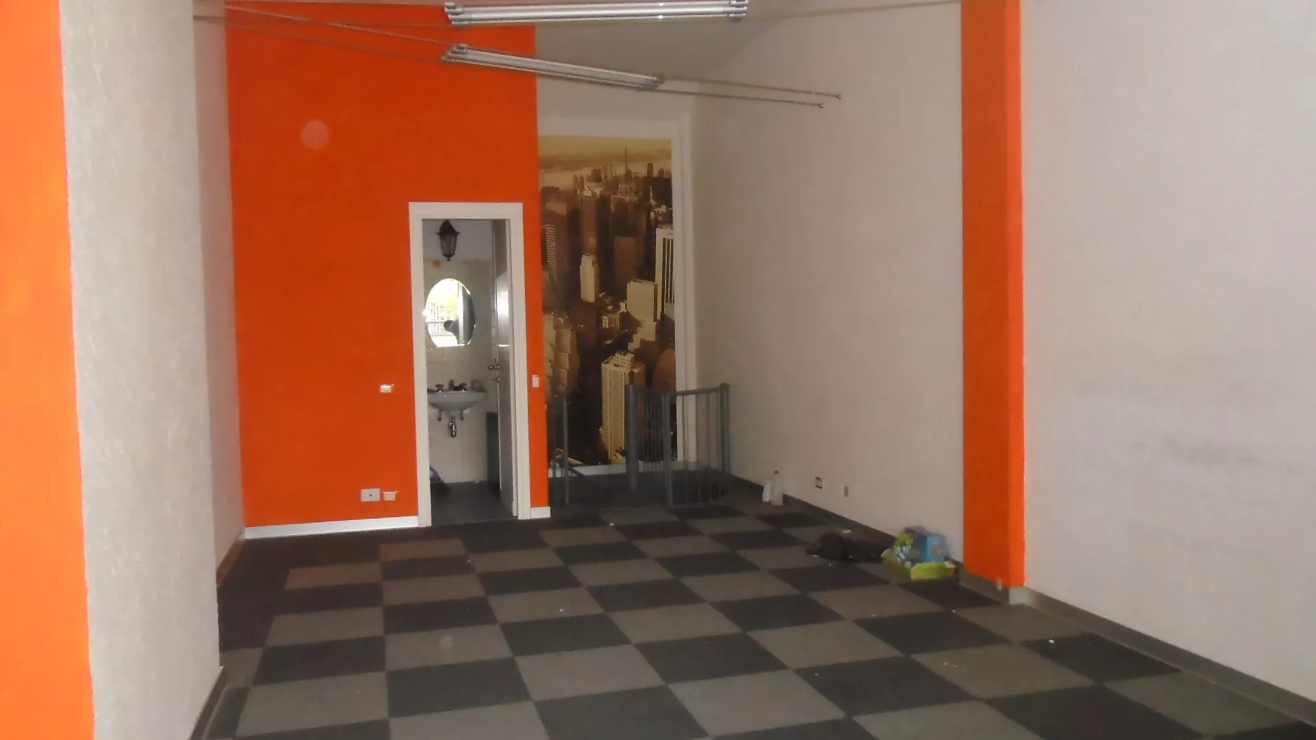 Immagine per Locale Commerciale in affitto a Massa Via Marina Vecchia