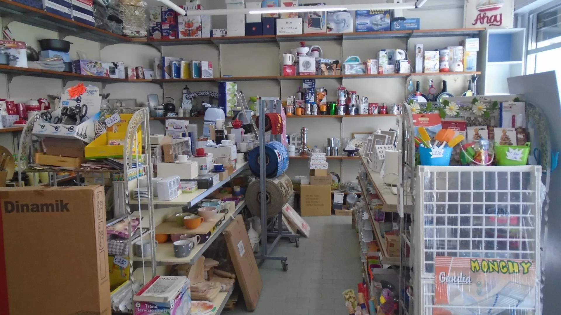 Immagine per Attività Commerciale in vendita a Massa Via del Cacciatore