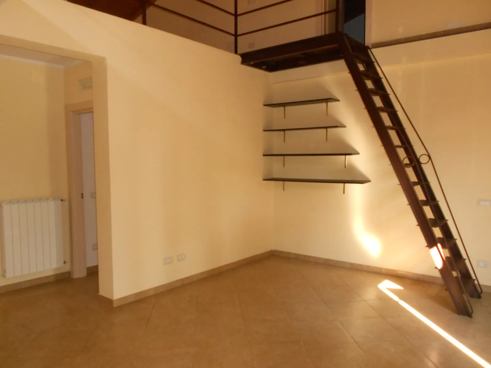 Immagine per Casa indipendente in affitto a Massa piazza Liberazione