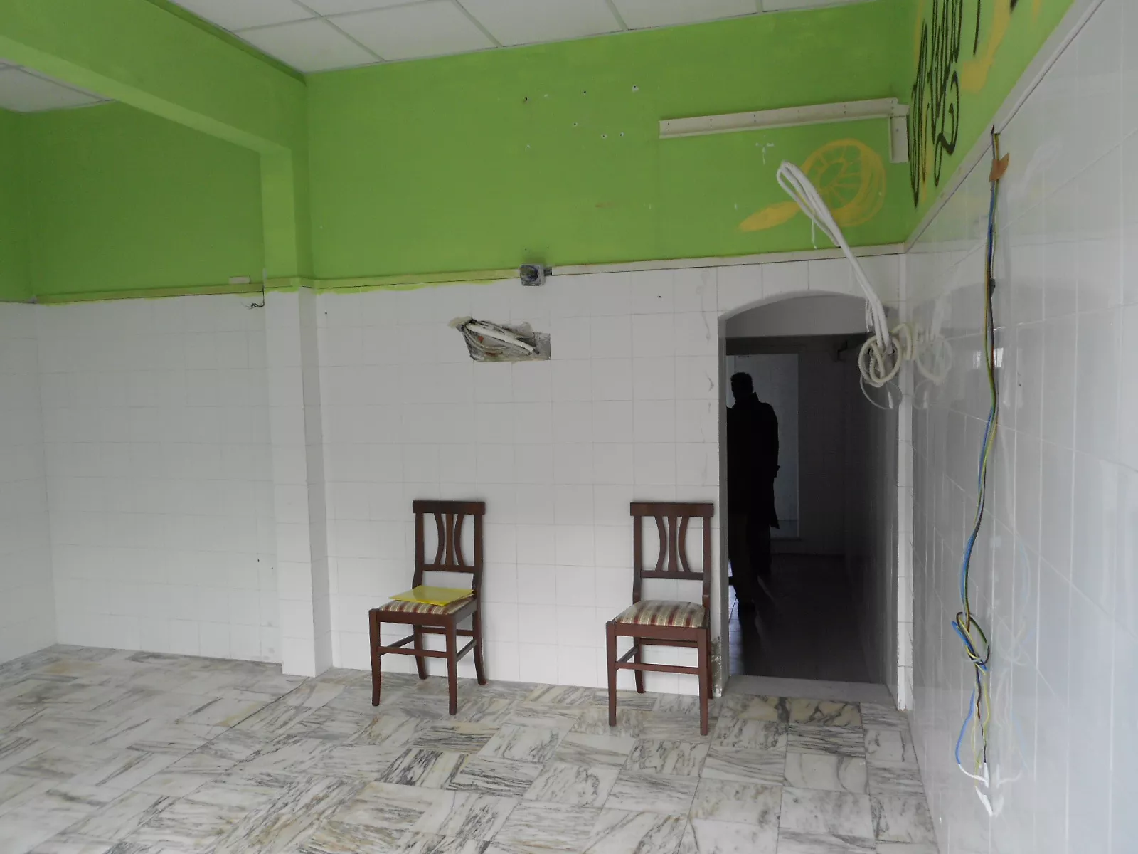 Immagine per Locale Commerciale in vednita a Carrara Via Europa