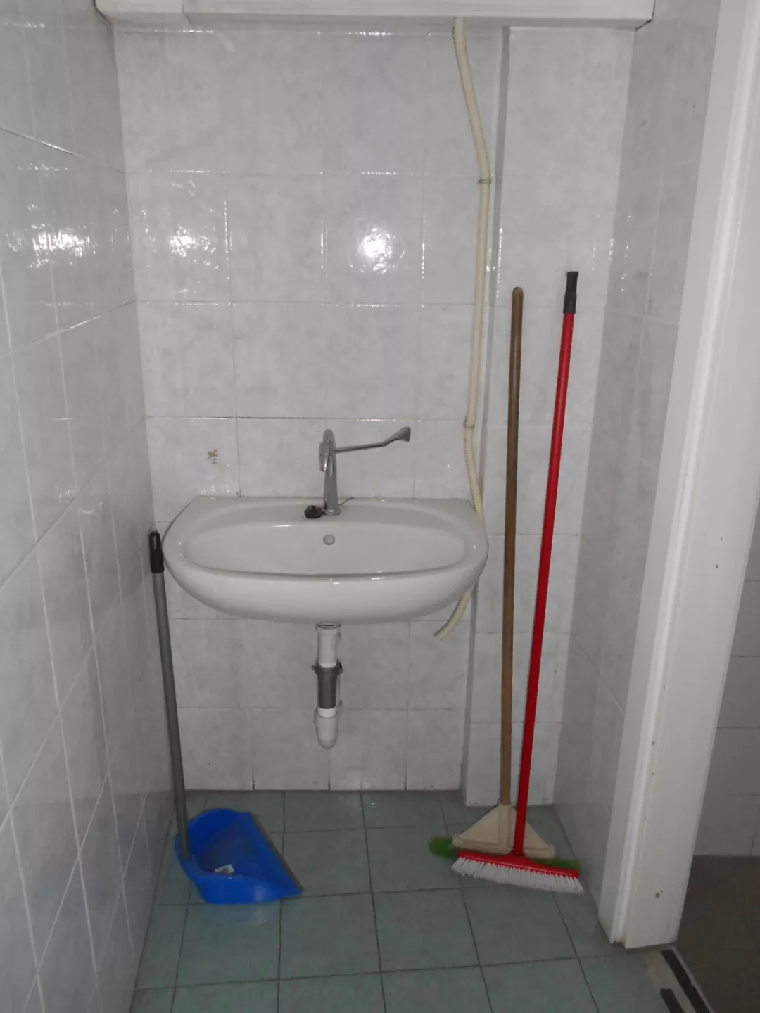 Immagine per Locale Commerciale in vednita a Carrara Via Europa