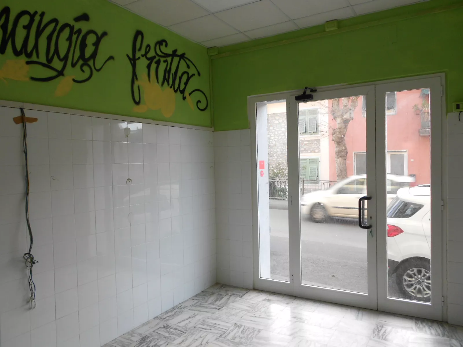Immagine per Locale Commerciale in vednita a Carrara Via Europa