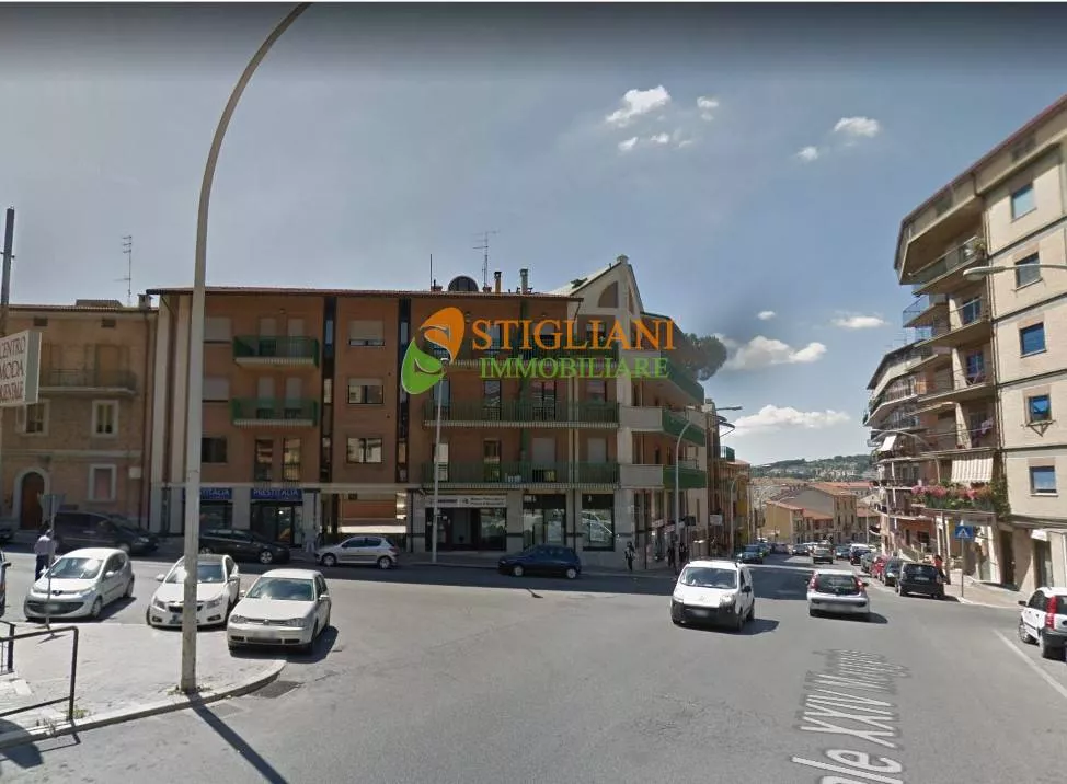 Immagine per Locale Commerciale in vendita a Campobasso Via XXIV Maggio