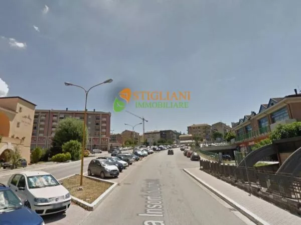 Locale Commerciale via Zona Parco Dei Pini, Campobasso