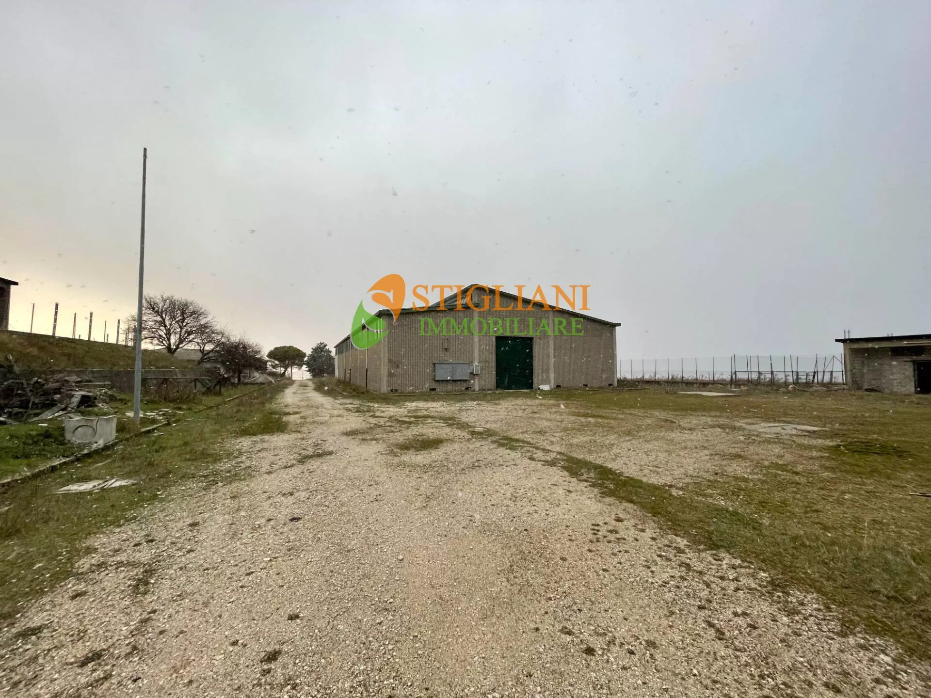 Immagine per Locale Commerciale in vendita a Petrella Tifernina S.P. 13