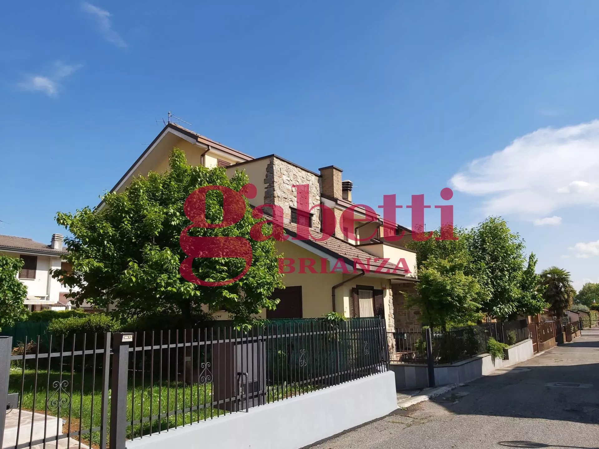 Immagine per Villa in vendita a Camparada via Lario