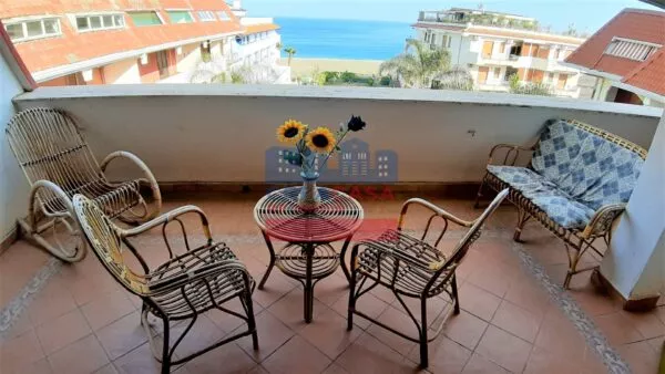 Appartamento via Recanati, Giardini-Naxos