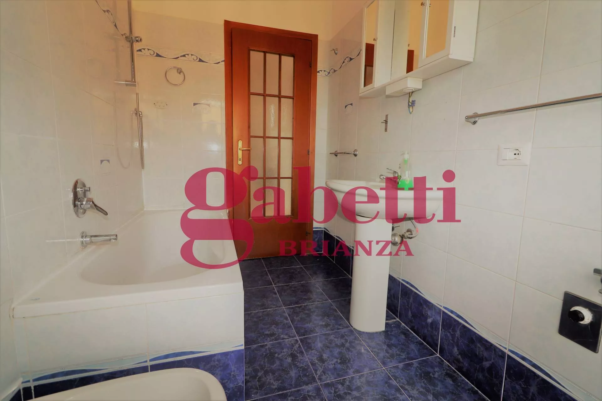Immagine per Appartamento in vendita a Usmate Velate Viale Lombardia