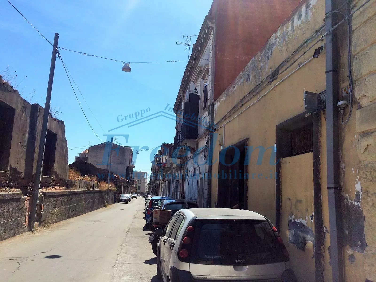 Immagine per Magazzino in affitto a Catania via Del Faro 14