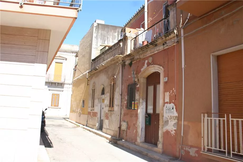 Immagine per Casa indipendente in vendita a Avola via Perticari