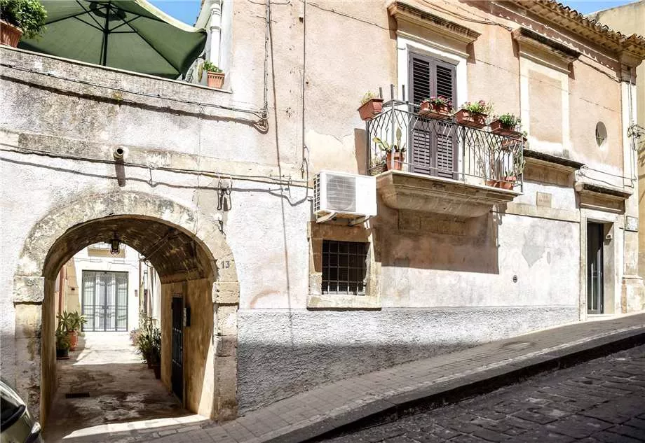 Immagine per Casa indipendente in vendita a Noto via Giordano Bruno