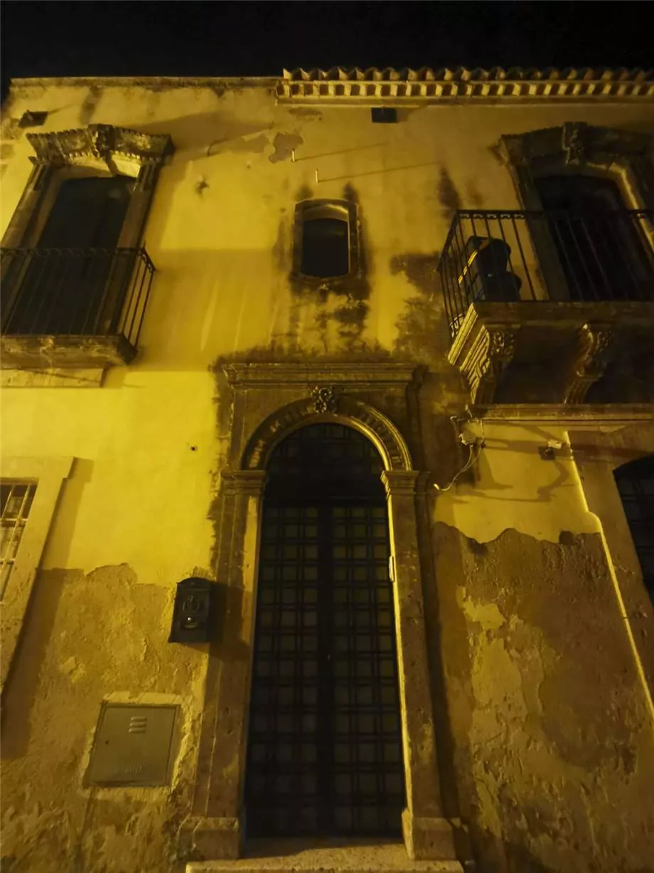 Immagine per Casa indipendente in vendita a Noto via Rocco Pirri