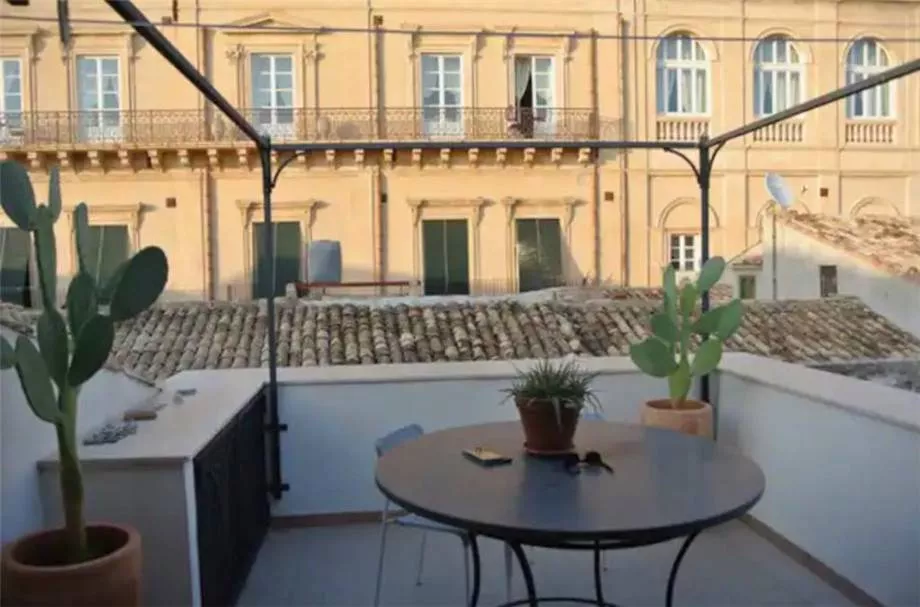 Immagine per Casa indipendente in vendita a Noto via Rocco Pirri