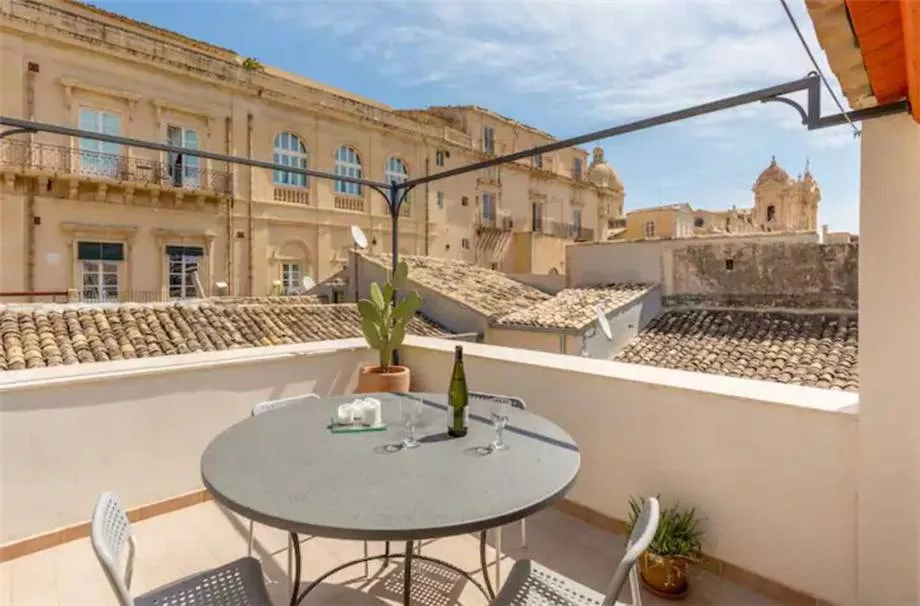 Immagine per Casa indipendente in vendita a Noto via Rocco Pirri
