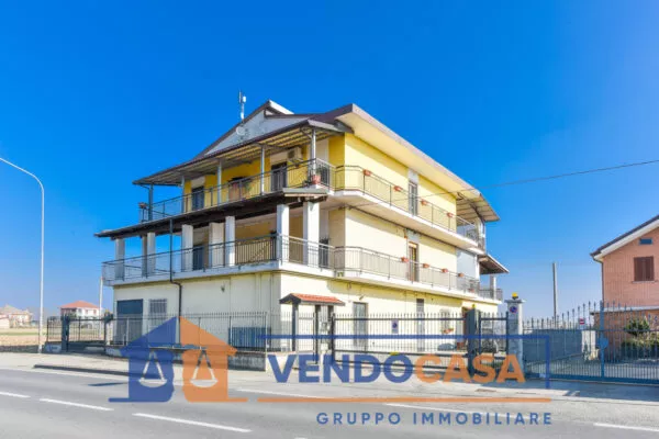 Appartamento via Poirino, Carmagnola