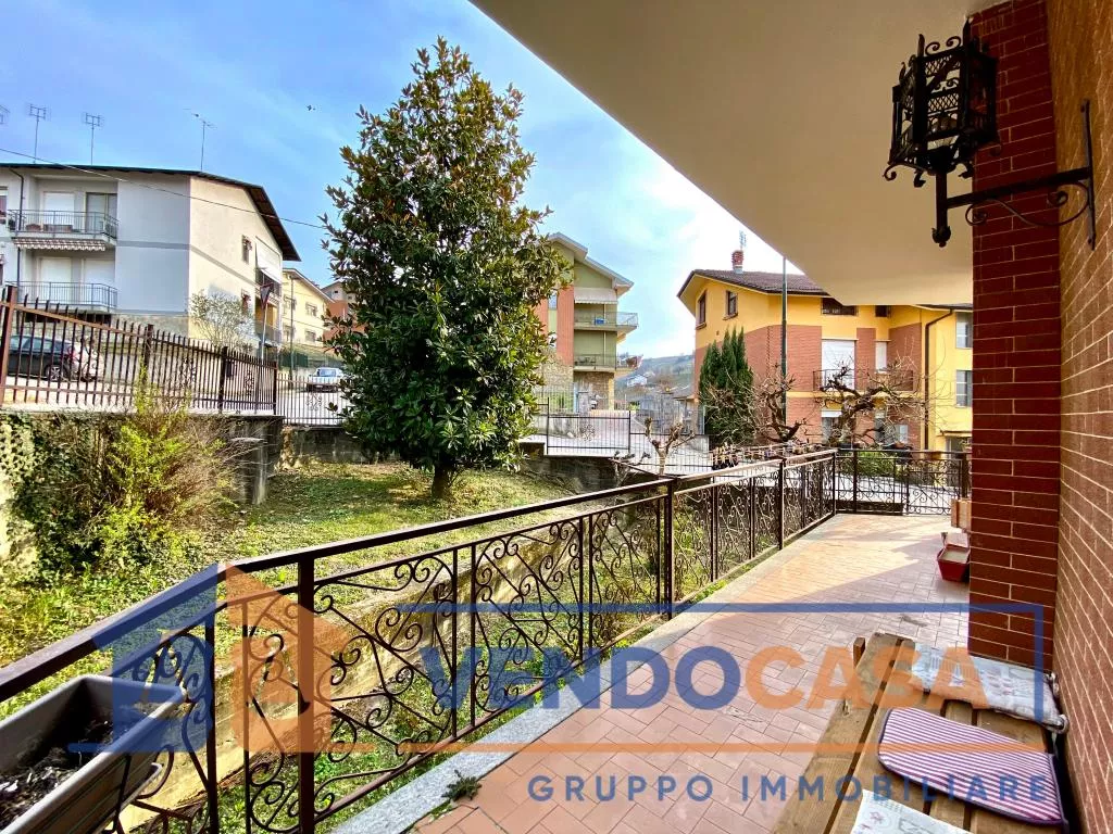 Immagine per Appartamento in vendita a Alba strada Vedetta 54