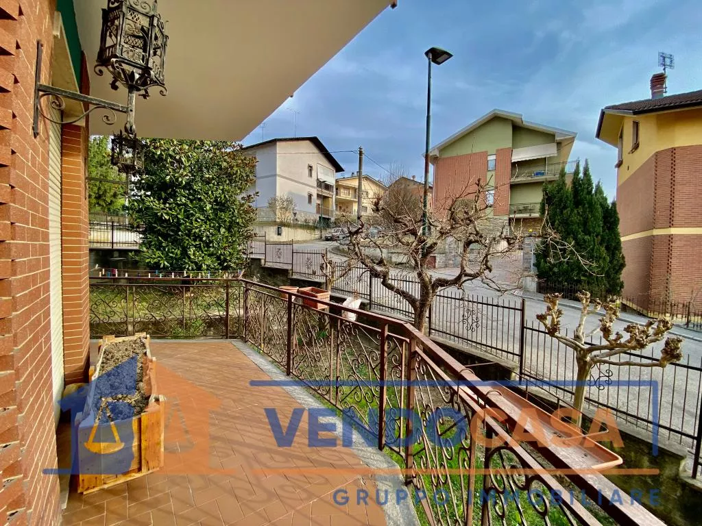Immagine per Appartamento in vendita a Alba strada Vedetta 54