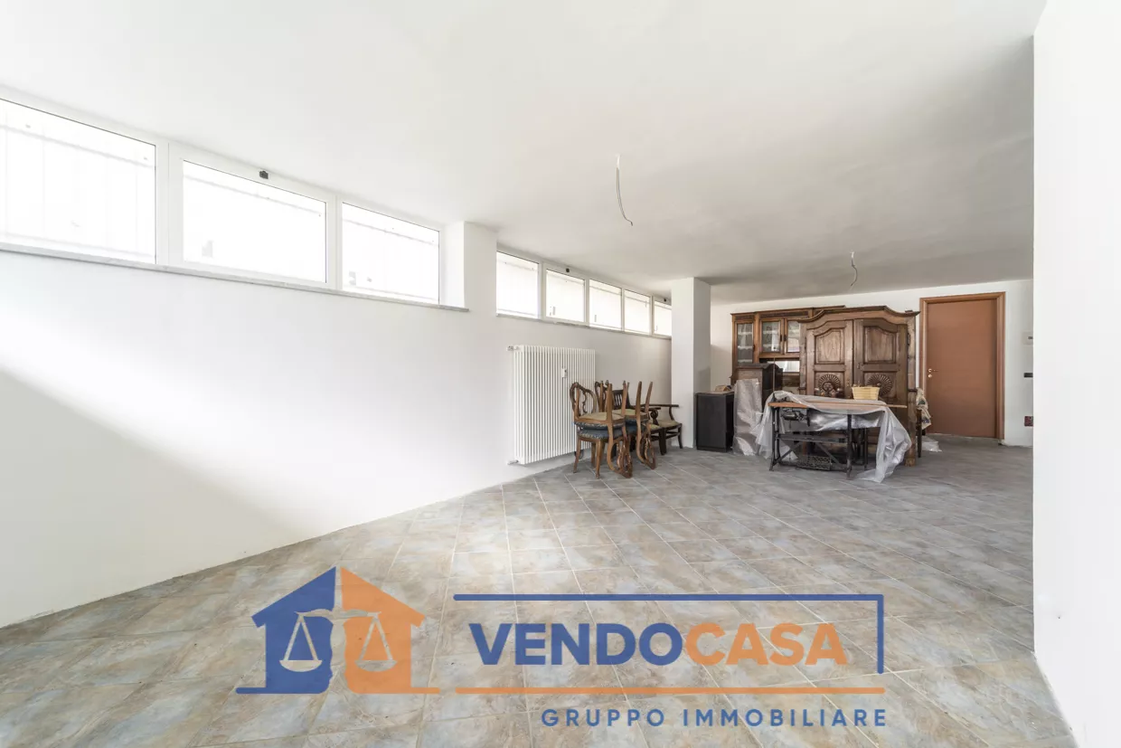 Immagine per Locale Commerciale in vendita a Borgo San Dalmazzo via Villar 15