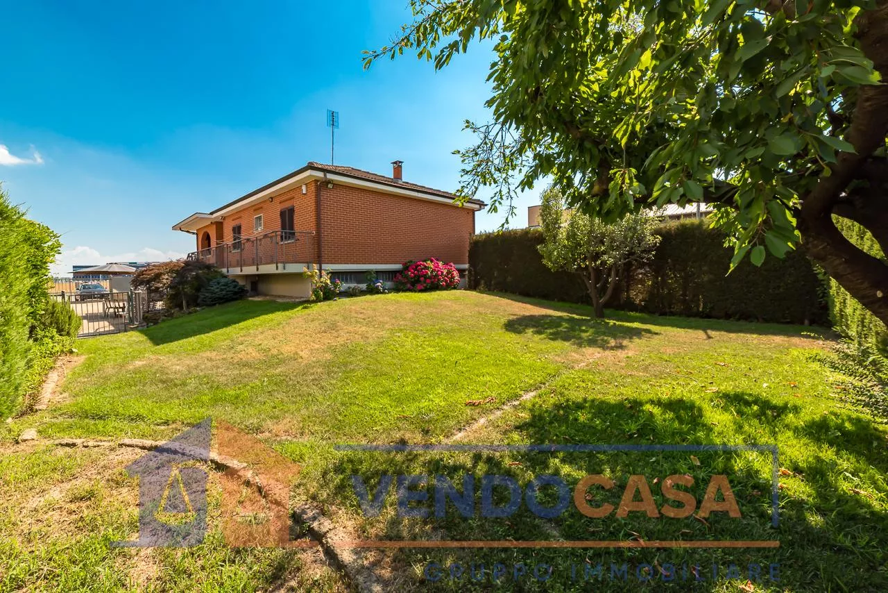 Immagine per Villa in vendita a Carmagnola via Poirino 95