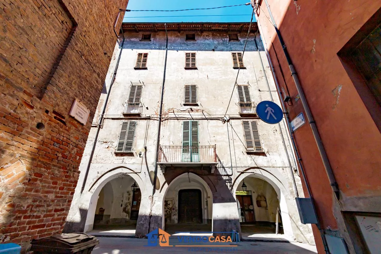 Immagine per Stabile - Palazzo in vendita a Fossano via Garibaldi 14