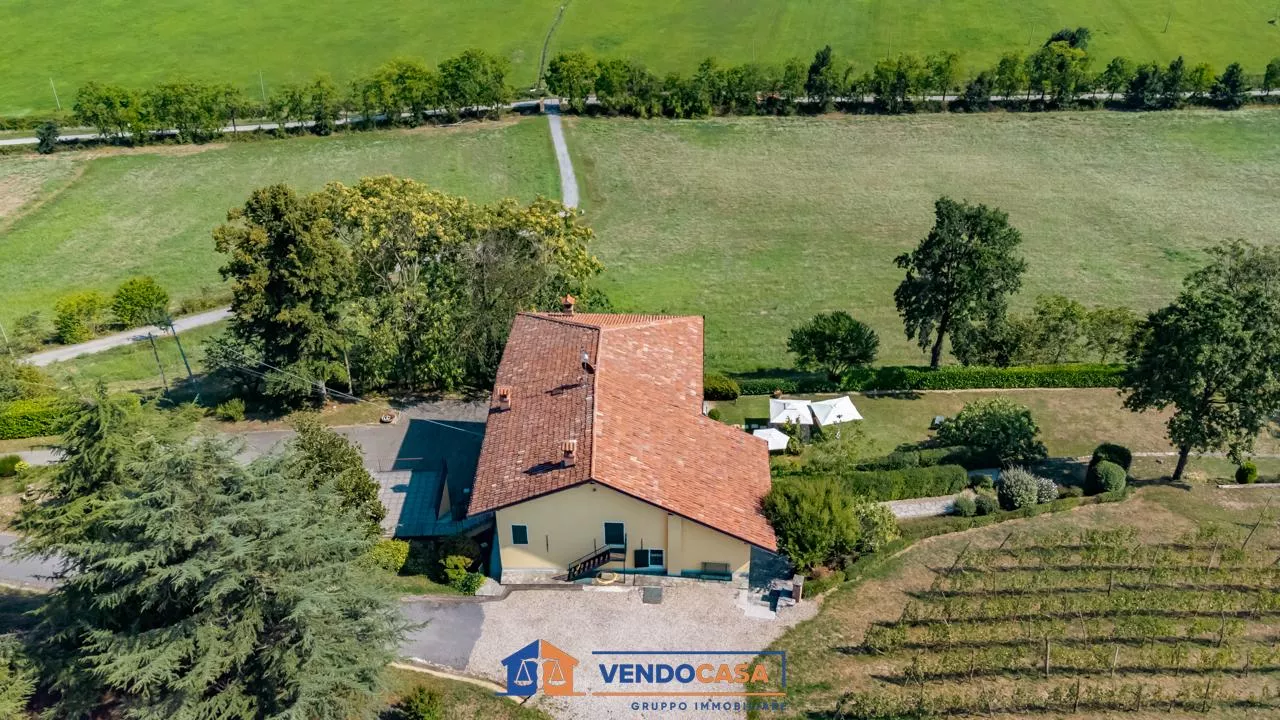 Immagine per Villa in vendita a Bene Vagienna via San Bernardo 125
