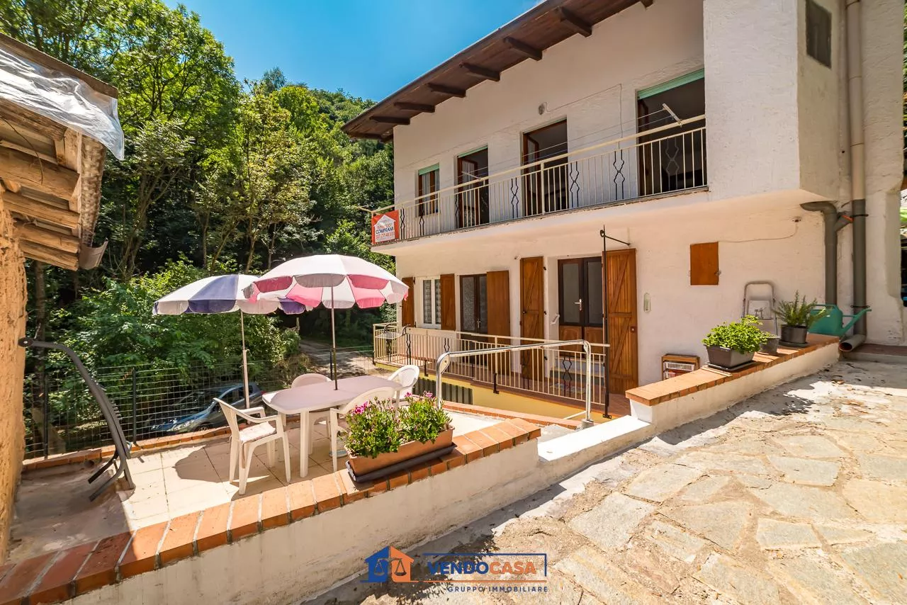 Immagine per Casa Indipendente in vendita a Bernezzo via Porcili 31